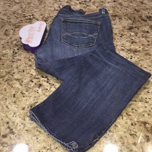 ✅A&F Cropped Jeans